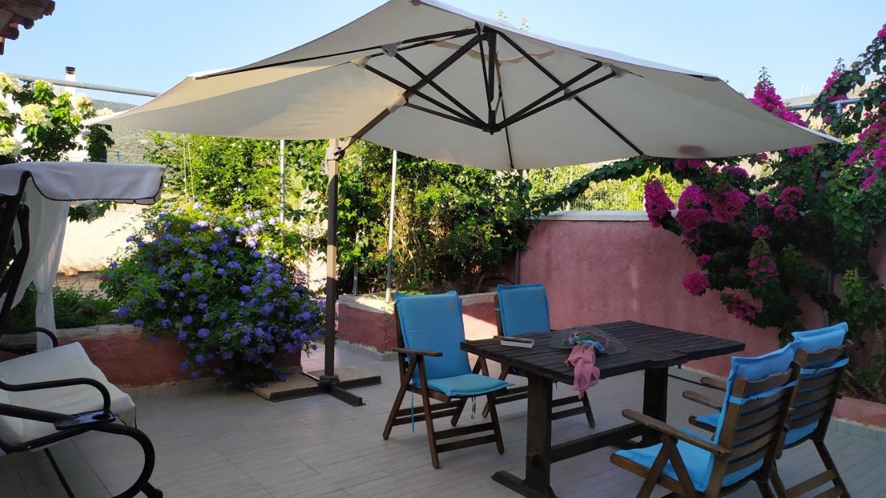 Locrihouse-Stylish Comfortable Home In Galaxídhion Esterno foto